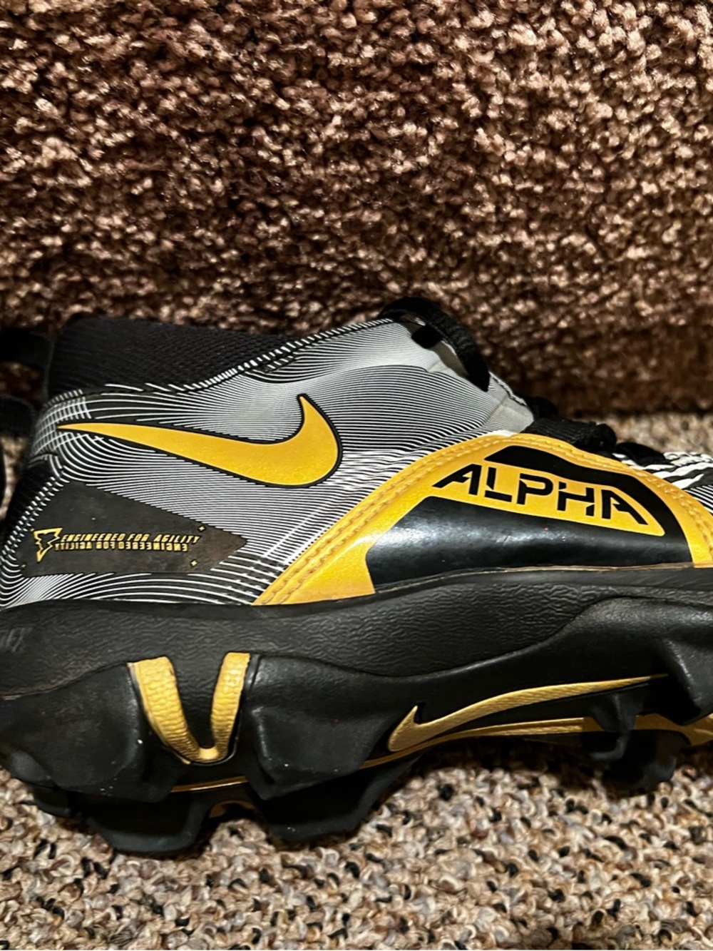 Nike Black and Yellow Alpha Football Cleats - Picture 4 of 5